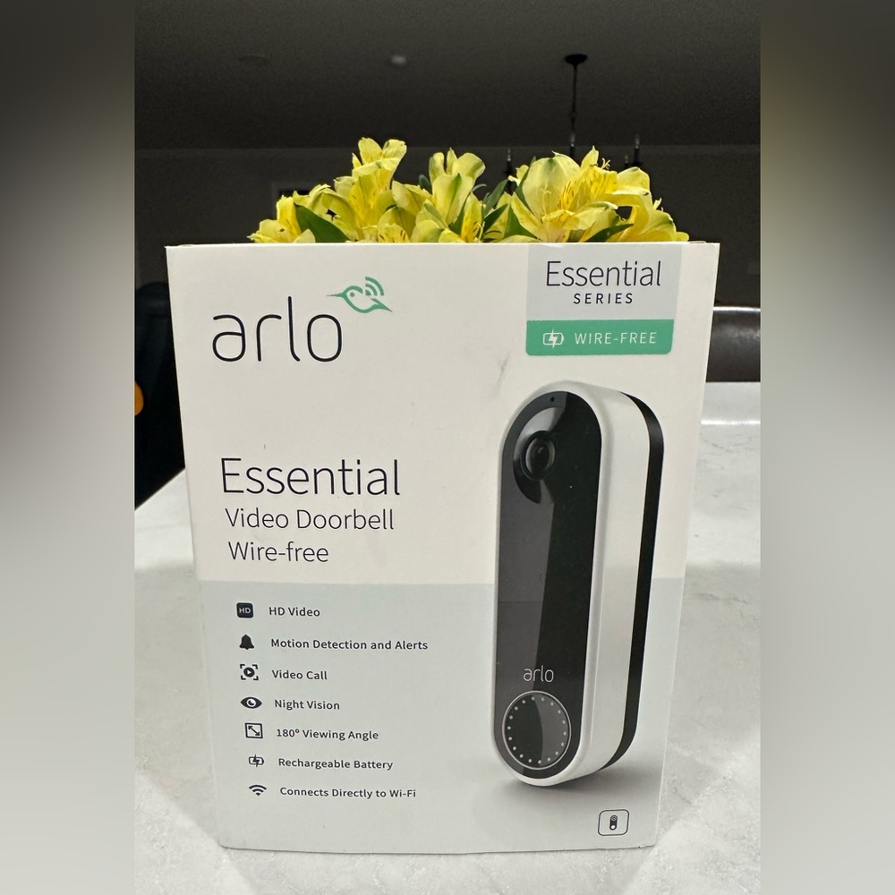NEW Arlo Essential Video Doorbell WIRELESS, 1st Gen